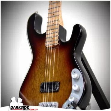 Cliff Williams - ACDC - Miniatura Bajo - Darkside Bros Uruguay